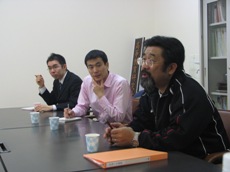 懇談会
