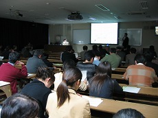講師による話題提供