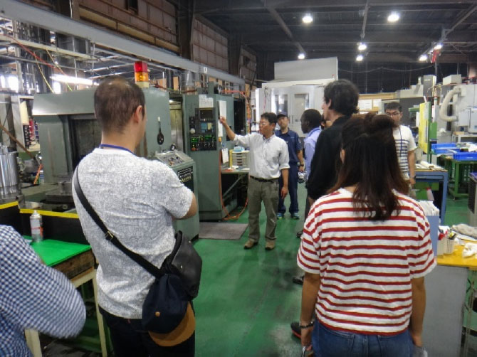 長期受入留学生が県内企業バスツアーに参加 山形大学 世界展開力強化事業 山形 アンデス諸国ダブル トライアングル プログラム