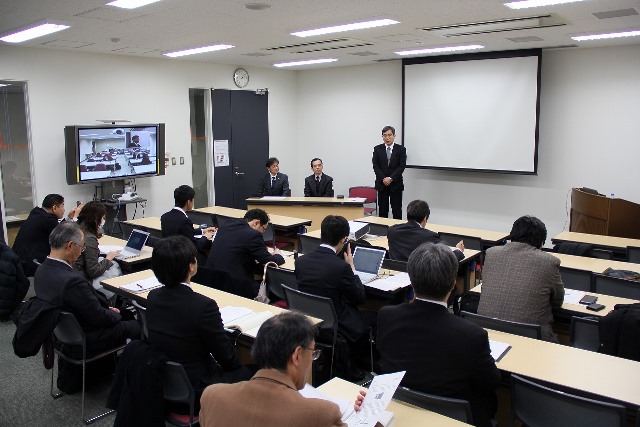 会場の様子の画像