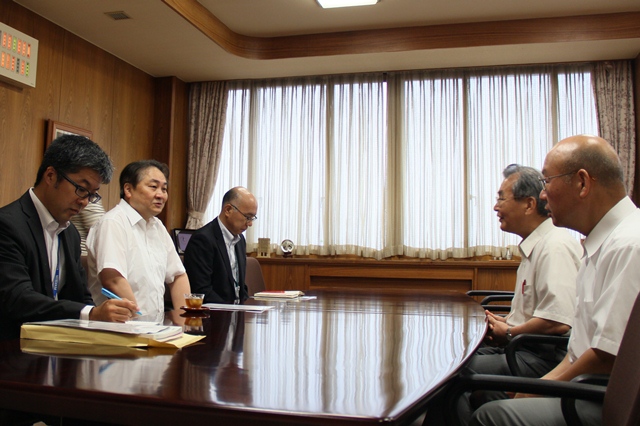 安田理事も交え、懇談も行われましたの画像