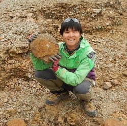 左：村宮氏の画像