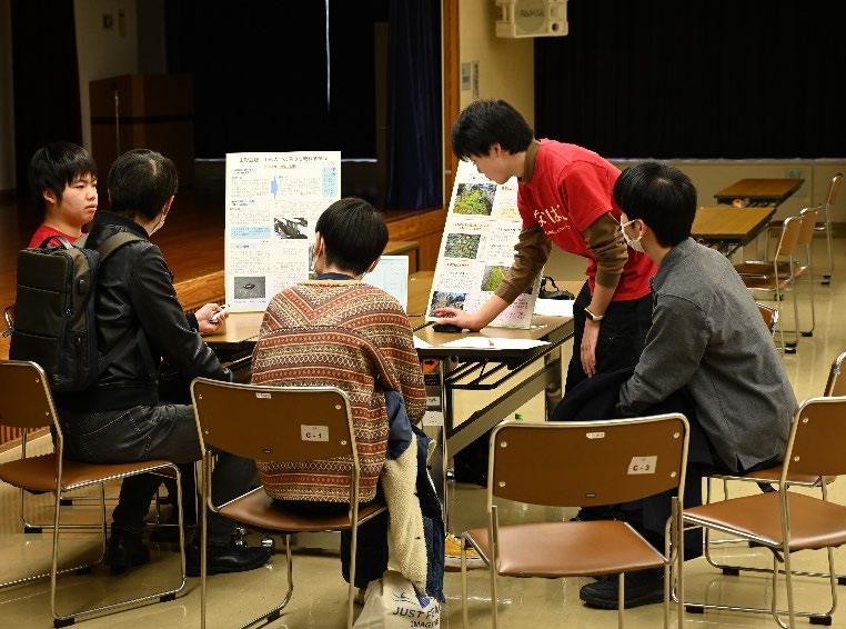 公認サークル「まちの記憶を残し隊」による報告会の画像