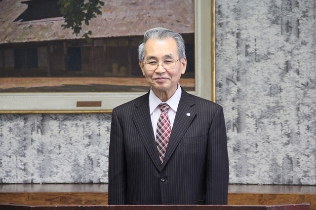 挨拶する小山学長の画像