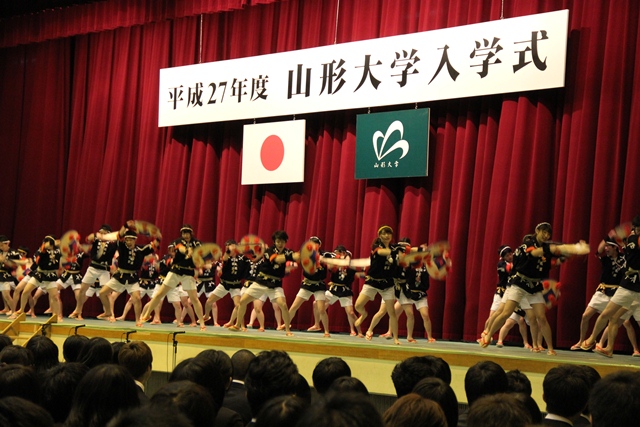 花笠サークル「四面楚歌」による花笠踊り披露の画像