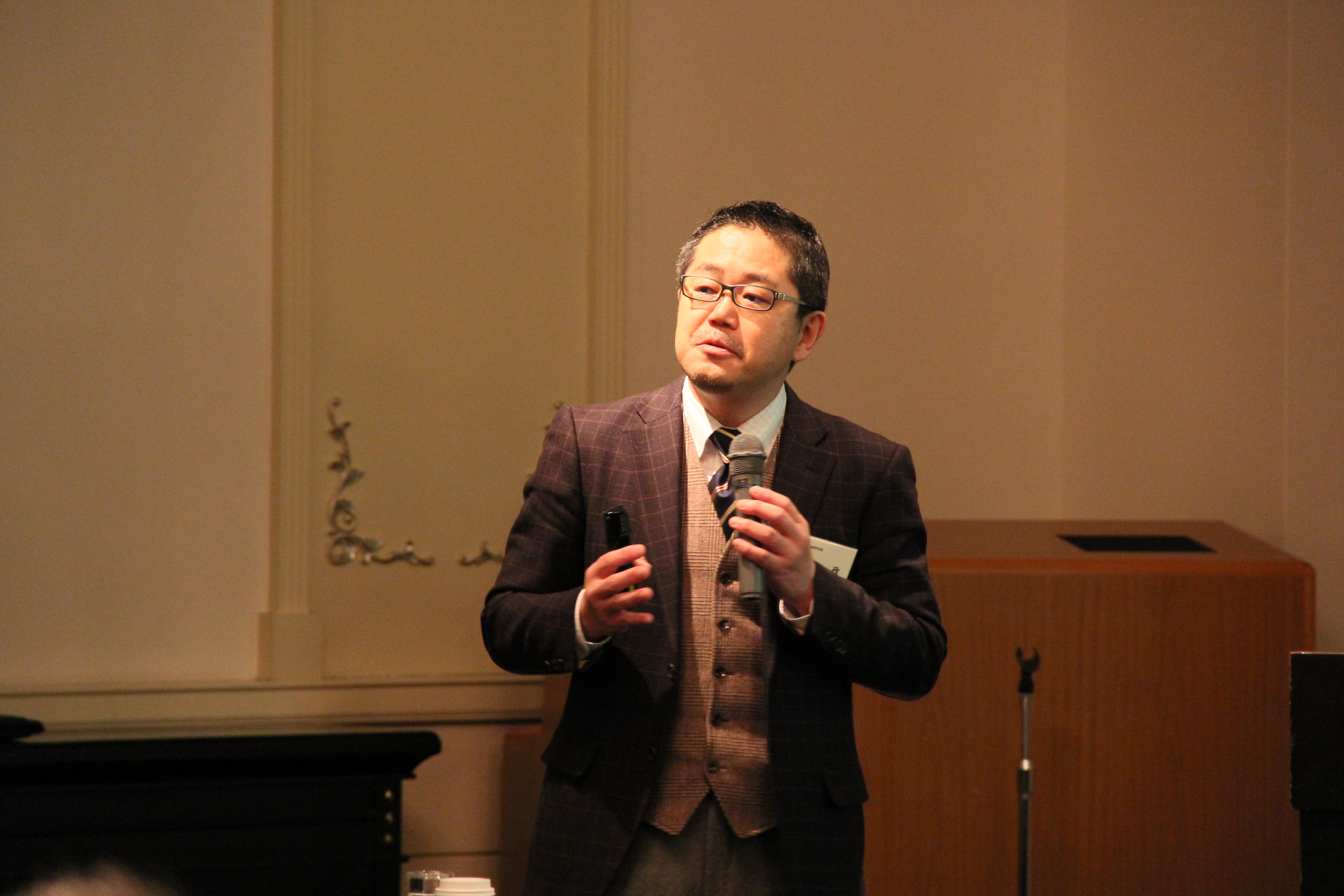 講演を行った京都産業大学の松高准教授の画像