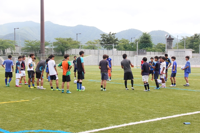 1回戦に向けて練習を行う様子(8/24山形市球技場)の画像