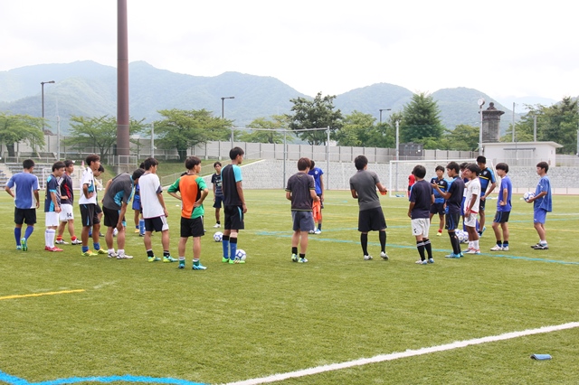 1回戦に向けて練習を行う様子(8/24山形市球技場)の画像