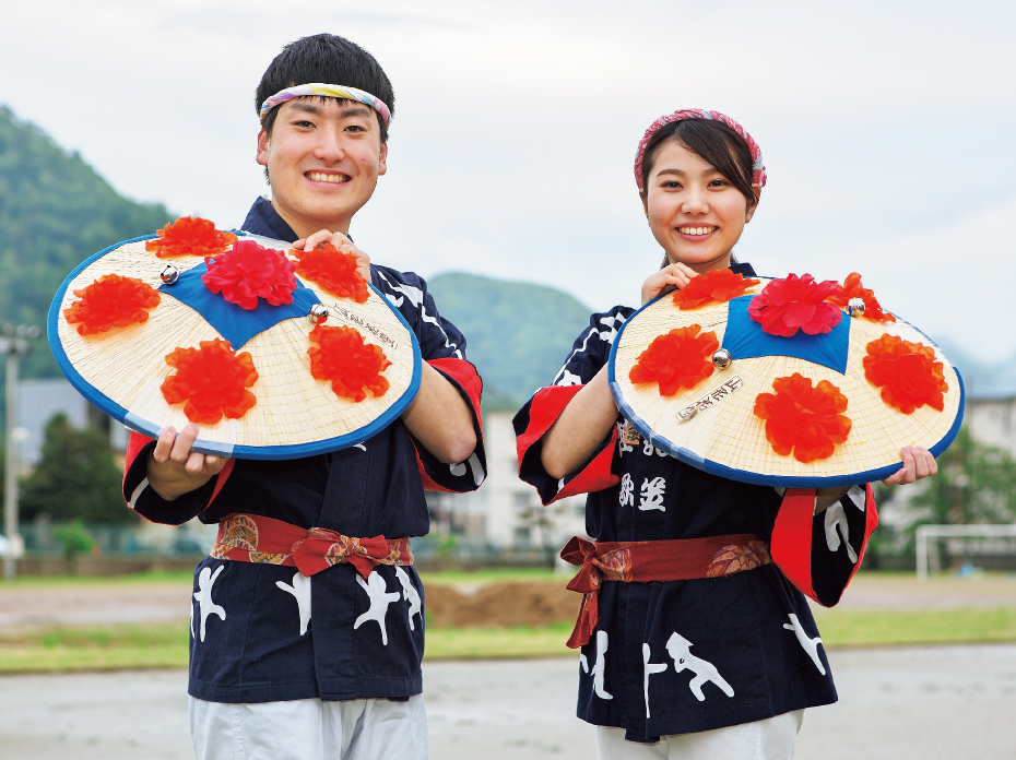 山形大ならではの花笠サークルで地域貢献につながる国際交流。