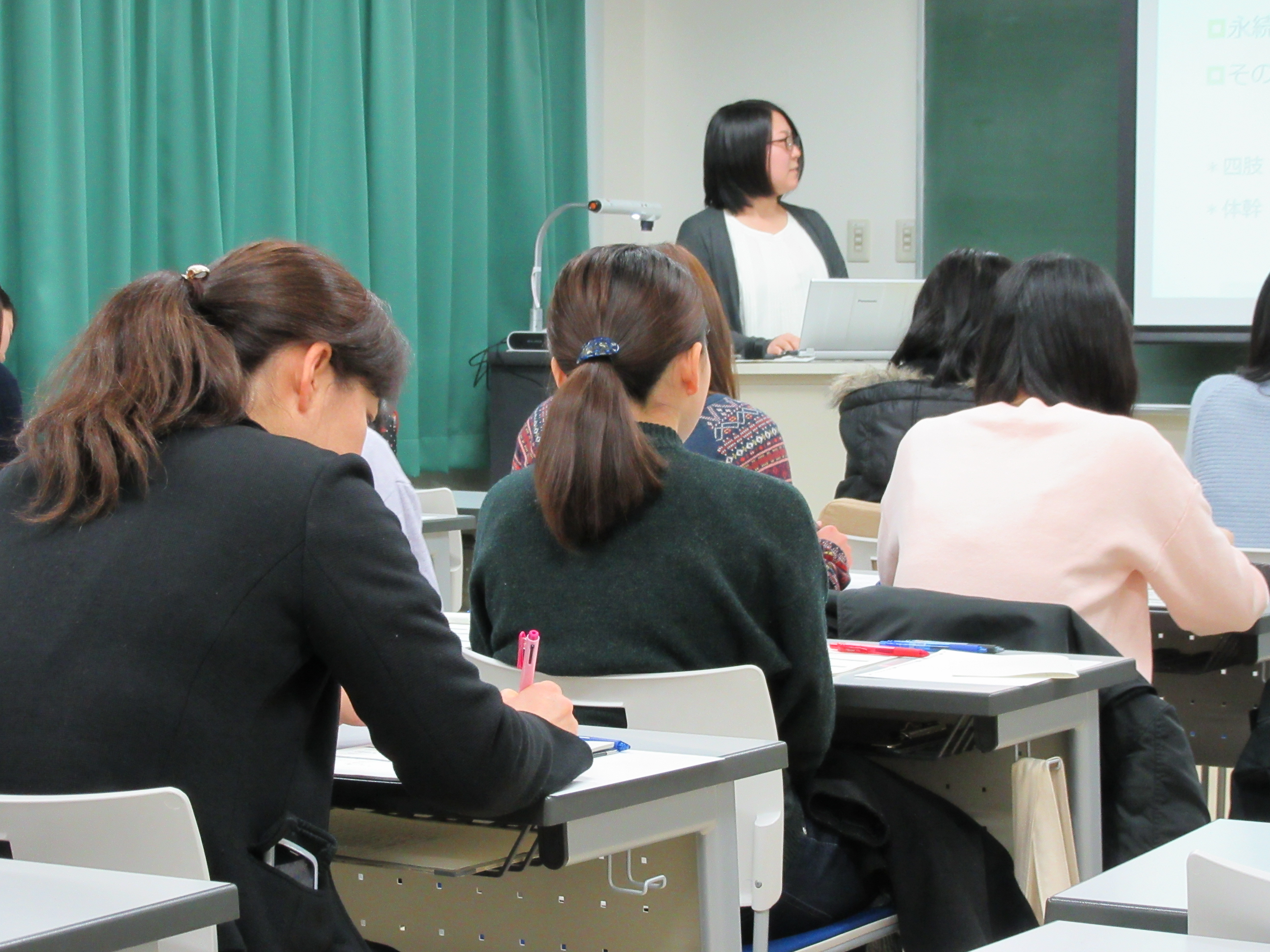 養成講座全体の様子の画像