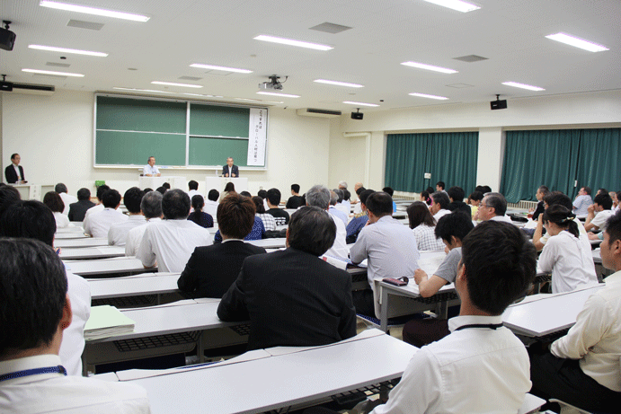 講演会場の様子の画像