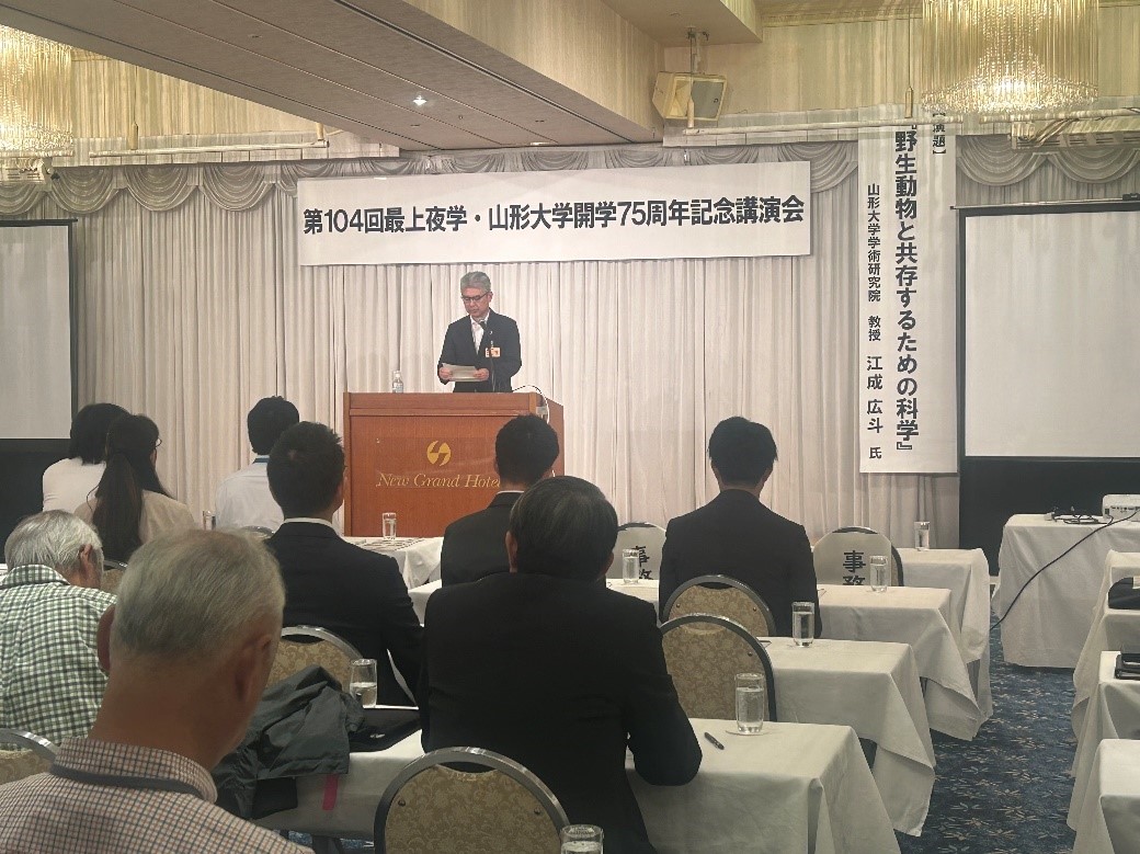 挨拶をする　柴崎　渉　山形県最上総合支庁長の画像