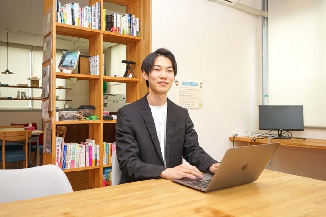 学習塾講師と起業支援、 二足のわらじで山形の未来を開く。