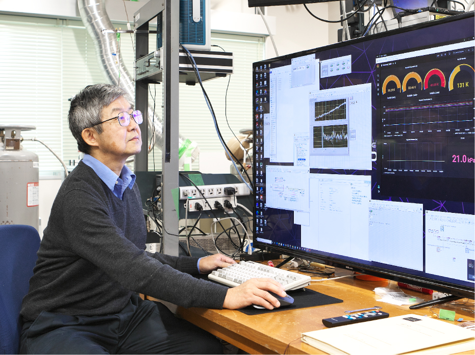 The Spectacular Wonders of Closing into the Mysteries of the Minuscule World: Playing a Central Role in the Study of Nucleon Spins