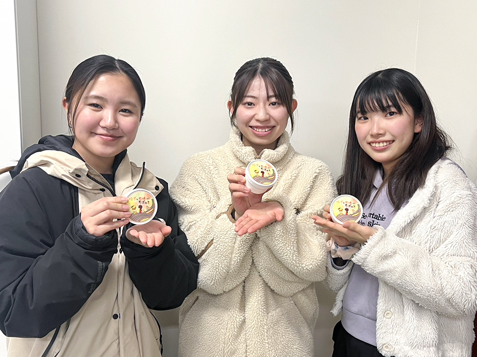 メンバーの“戸沢村愛”が結実。そばの実使用のジェラートを製品化。