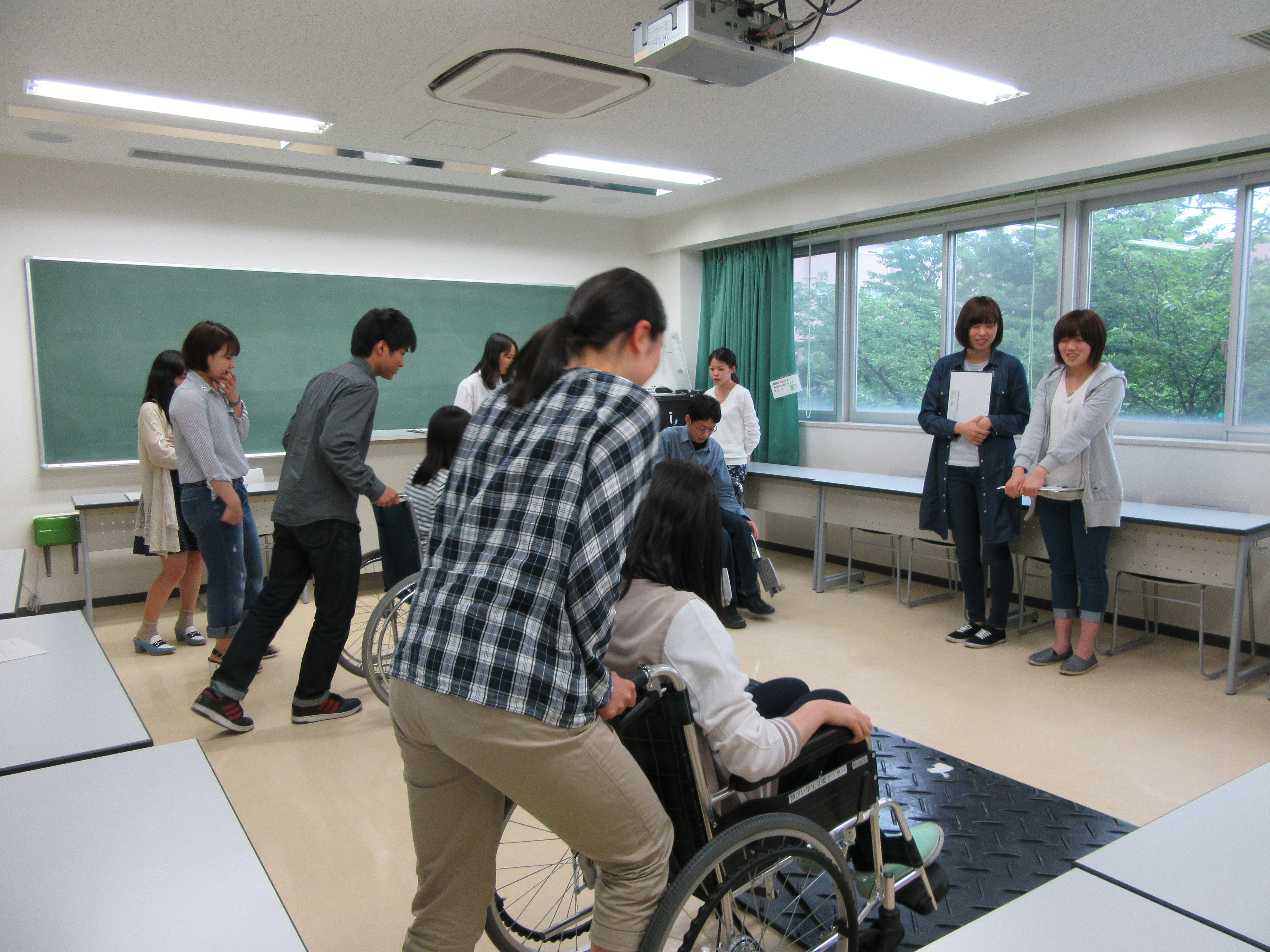 移動支援の技術練習の画像