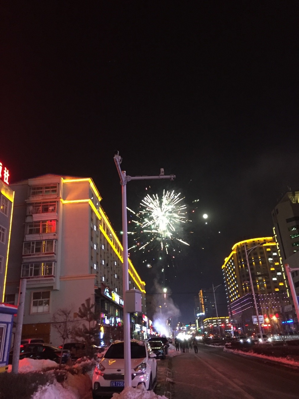 ３月２日元宵節！花火と爆竹がものすごかったですの画像