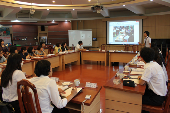 台湾の学校での授業研究会の一コマ。山形の大学改革に海外の教師も注目しています。の画像