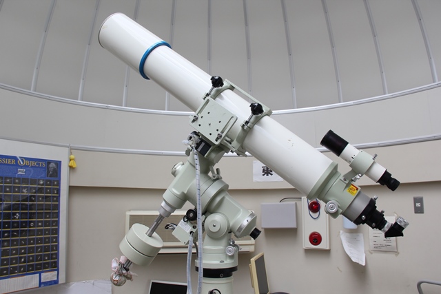 望遠鏡設備の画像
