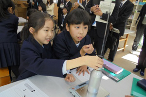 4年1組理科「ものの温度とかさの関係をさぐろう」