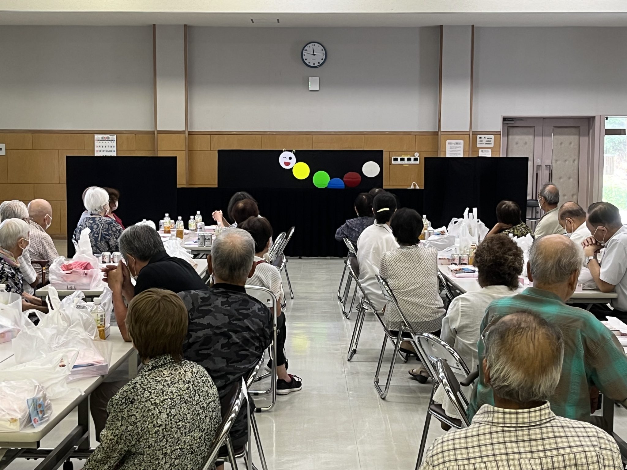 児童文化部　ボランティア活動 　～『半郷町内会敬老祝賀会』～