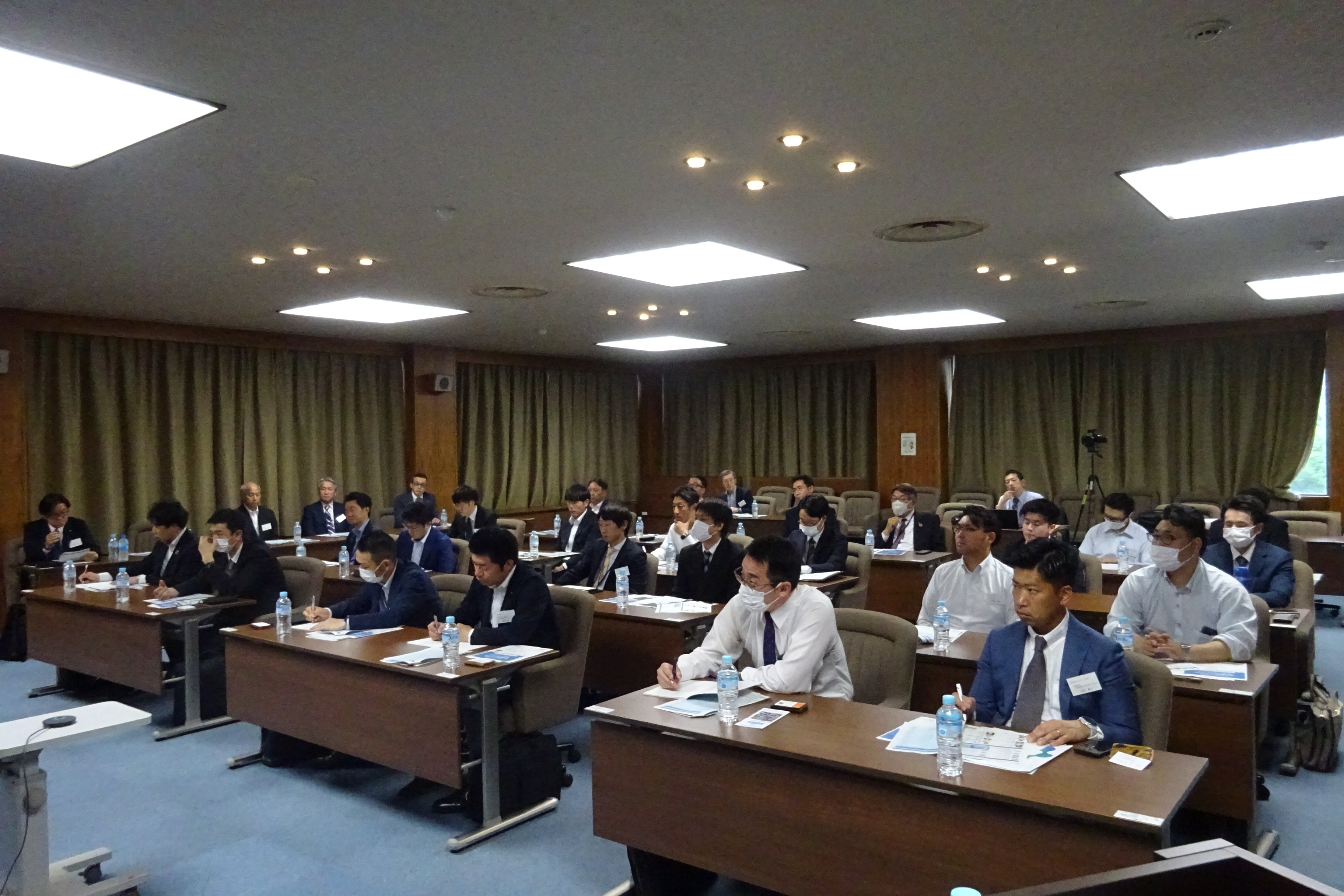 やまがた共創塾「地域産業コア人材育成プログラム」開講式･オリエンテーションを開催しました（5/24）